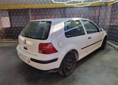 Фото Volkswagen Golf