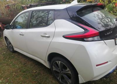 Фото Nissan Leaf