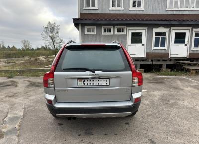 Фото Volvo XC90