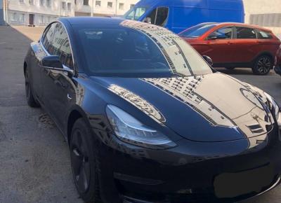 Фото Tesla Model 3