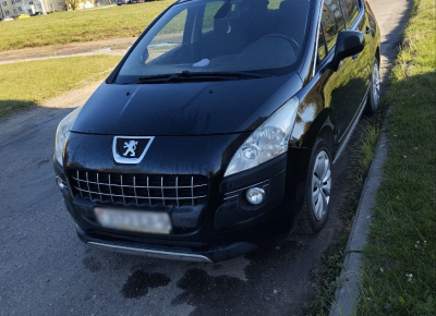 Фото Peugeot 3008