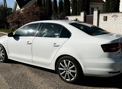 Фото Volkswagen Jetta