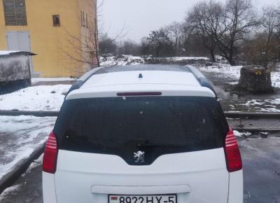 Фото Peugeot 5008