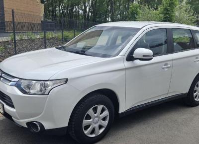 Фото Mitsubishi Outlander