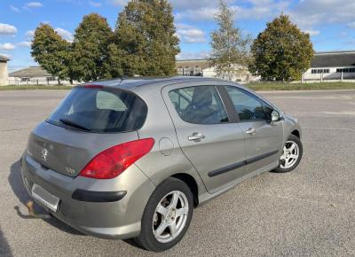 Фото Peugeot 308