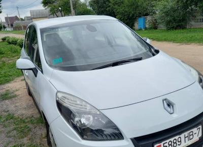 Фото Renault Scenic