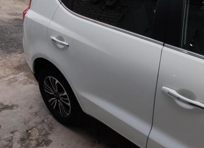 Фото Geely Emgrand X7