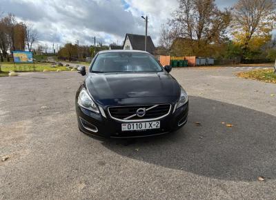 Фото Volvo S60