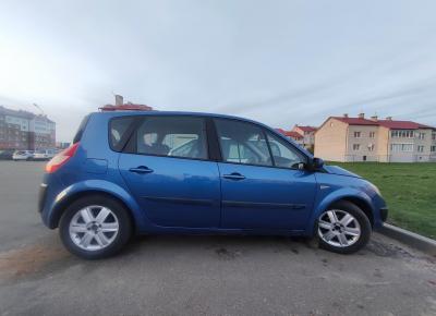 Фото Renault Scenic