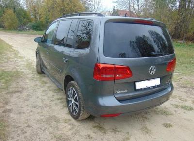 Фото Volkswagen Touran