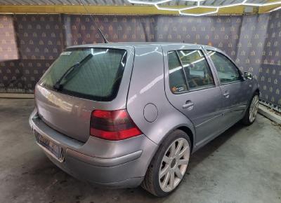 Фото Volkswagen Golf