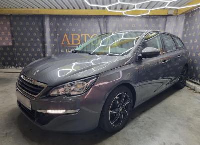 Фото Peugeot 308