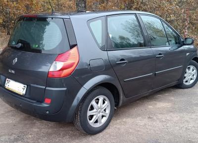 Фото Renault Scenic