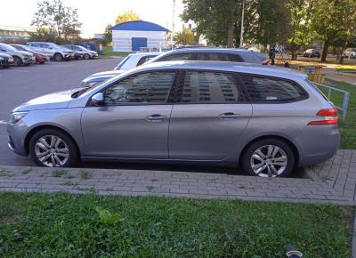 Фото Peugeot 308