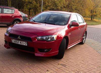 Фото Mitsubishi Lancer