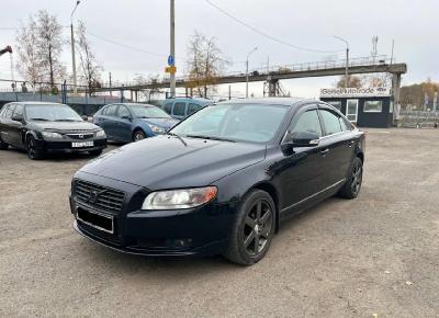 Фото Volvo S80