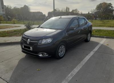 Фото Renault Logan