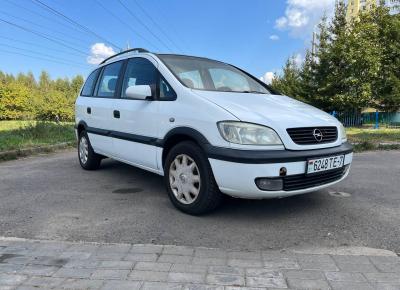 Фото Opel Zafira