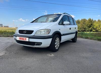 Фото Opel Zafira