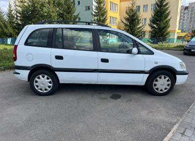 Фото Opel Zafira