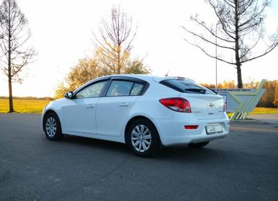 Фото Chevrolet Cruze