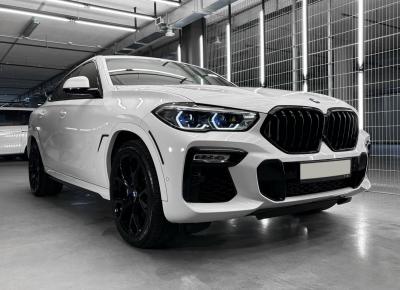 Фото BMW X6