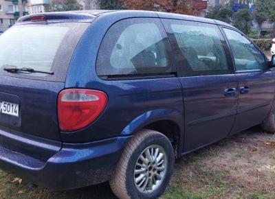 Фото Chrysler Voyager