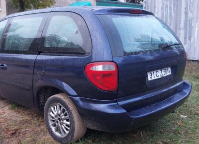 Фото Chrysler Voyager