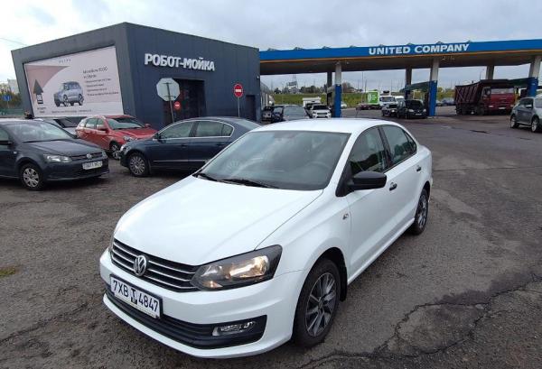 Volkswagen Polo, 2015 год выпуска с двигателем Бензин, 33 294 BYN в г. Минск