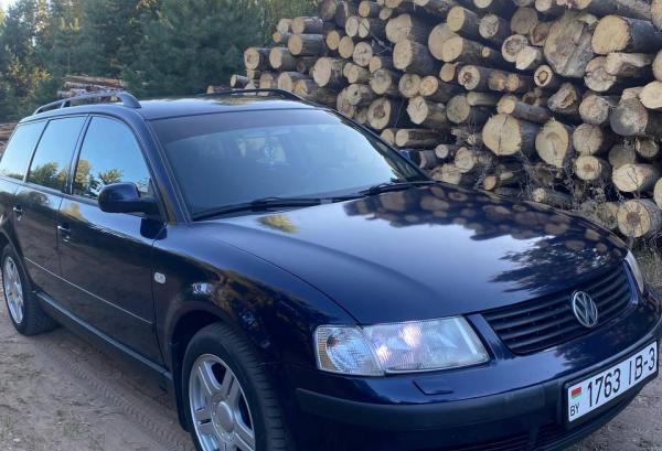 Volkswagen Passat, 2000 год выпуска с двигателем Бензин, 15 668 BYN в г. Жлобин