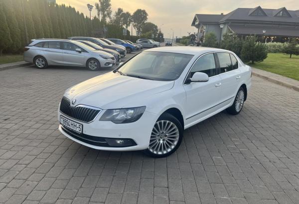 Skoda Superb, 2013 год выпуска с двигателем Бензин, 44 065 BYN в г. Минск