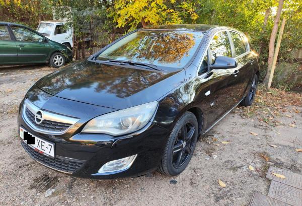 Opel Astra, 2010 год выпуска с двигателем Бензин, 30 095 BYN в г. Минск