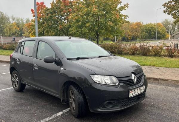 Renault Sandero, 2018 год выпуска с двигателем Бензин, 27 069 BYN в г. Минск