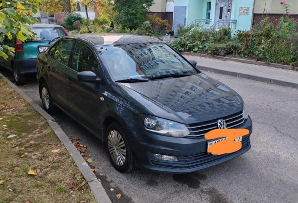 Volkswagen Polo, 2017 год выпуска с двигателем Бензин, 37 467 BYN в г. Минск