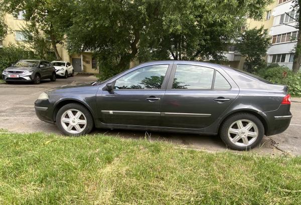 Renault Laguna, 2005 год выпуска с двигателем Бензин, 18 200 BYN в г. Минск