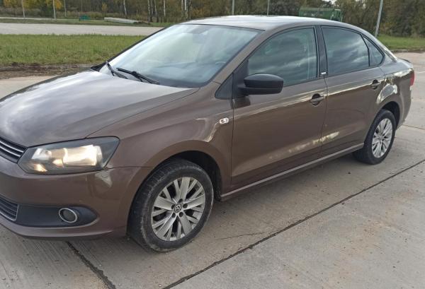 Volkswagen Polo, 2014 год выпуска с двигателем Бензин, 28 310 BYN в г. Минск