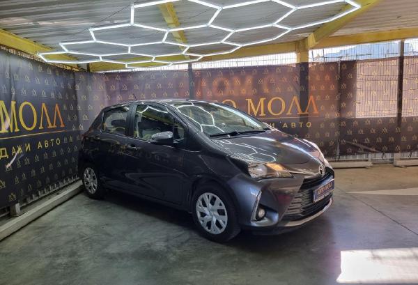 Toyota Yaris, 2019 год выпуска с двигателем Бензин, 41 399 BYN в г. Брест