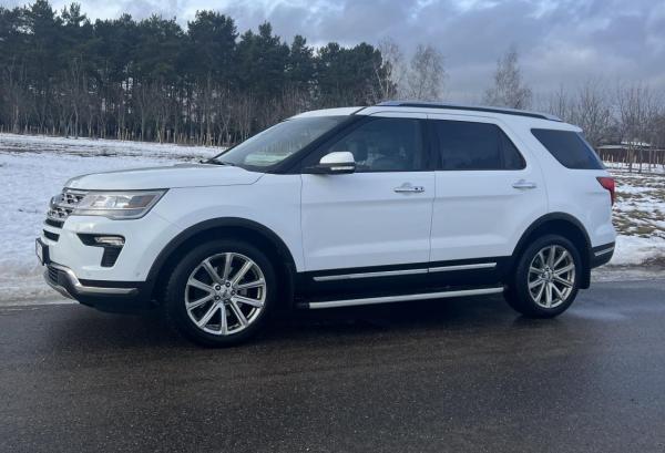 Ford Explorer, 2018 год выпуска с двигателем Бензин, 112 180 BYN в г. Минск