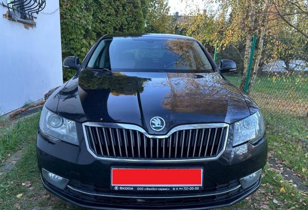 Skoda Superb, 2013 год выпуска с двигателем Бензин, 44 542 BYN в г. Минск