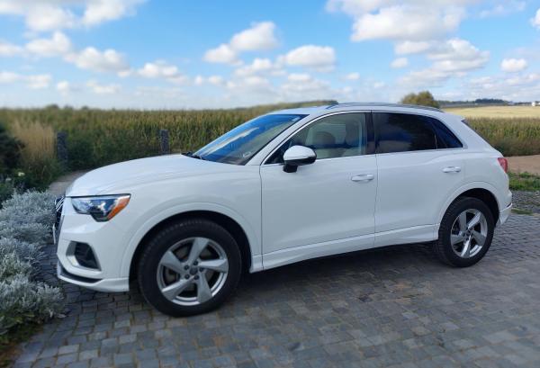 Audi Q3, 2019 год выпуска с двигателем Бензин, 97 721 BYN в г. Минск