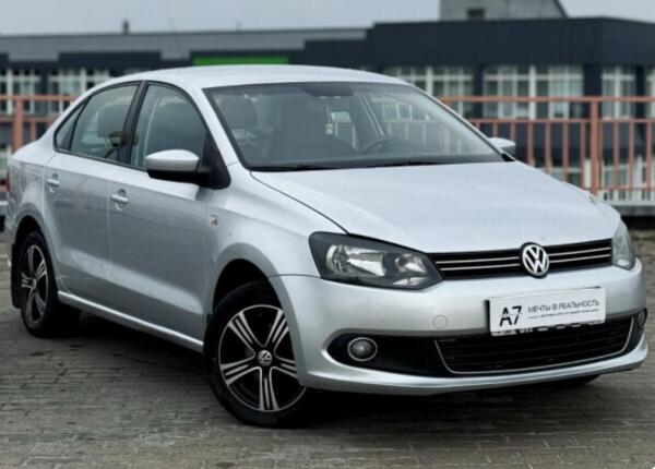 Volkswagen Polo, 2012 год выпуска с двигателем Бензин, 22 849 BYN в г. Пинск