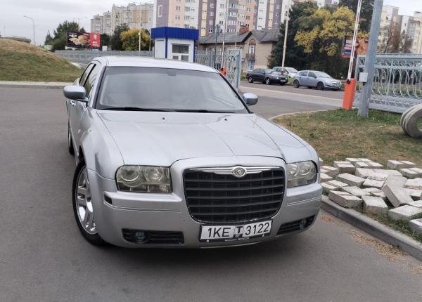 Chrysler 300, 2005 год выпуска с двигателем Газ/бензин, 19 581 BYN в г. Барановичи