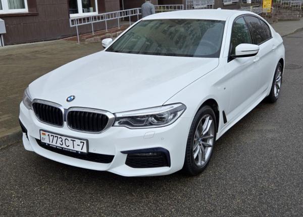 BMW 5 серия, 2019 год выпуска с двигателем Бензин, 154 800 BYN в г. Минск