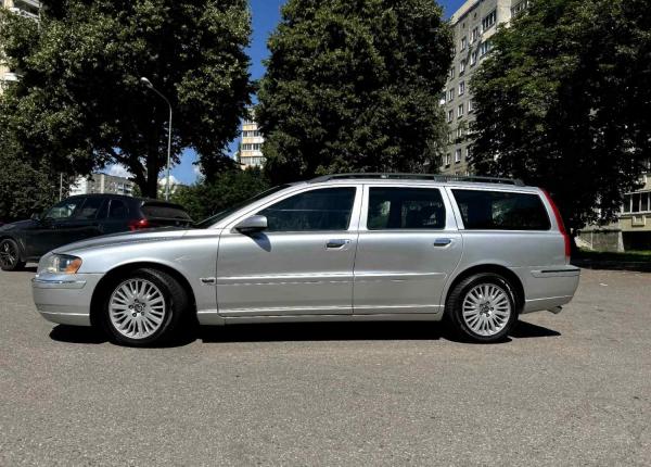 Volvo V70, 2006 год выпуска с двигателем Дизель, 31 360 BYN в г. Минск