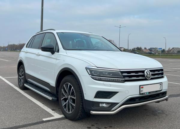 Volkswagen Tiguan, 2019 год выпуска с двигателем Бензин, 87 357 BYN в г. Минск