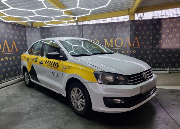 Volkswagen Polo, 2017 год выпуска с двигателем Бензин, 33 667 BYN в г. Брест