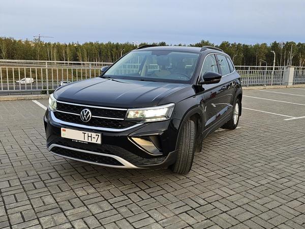 Volkswagen Taos, 2021 год выпуска с двигателем Бензин, 80 453 BYN в г. Минск