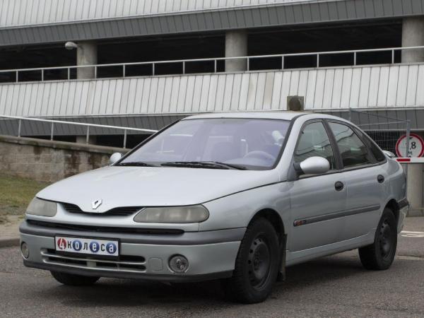 Renault Laguna, 2000 год выпуска с двигателем Бензин, 8 157 BYN в г. Минск