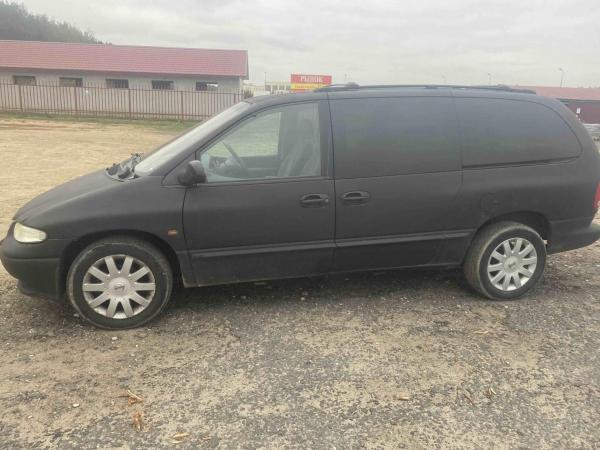 Chrysler Voyager, 1998 год выпуска с двигателем Дизель, 13 516 BYN в г. Мядель