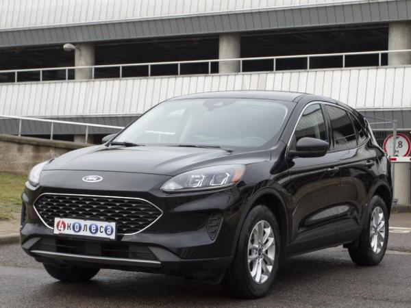 Ford Escape, 2022 год выпуска с двигателем Бензин, 76 050 BYN в г. Минск